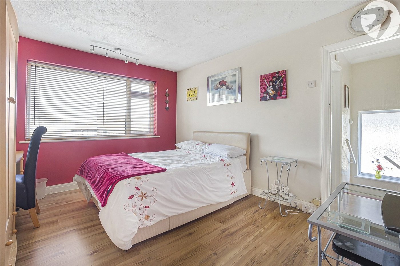 3 bedroom house for sale in West Dartford | Robinson Jackson