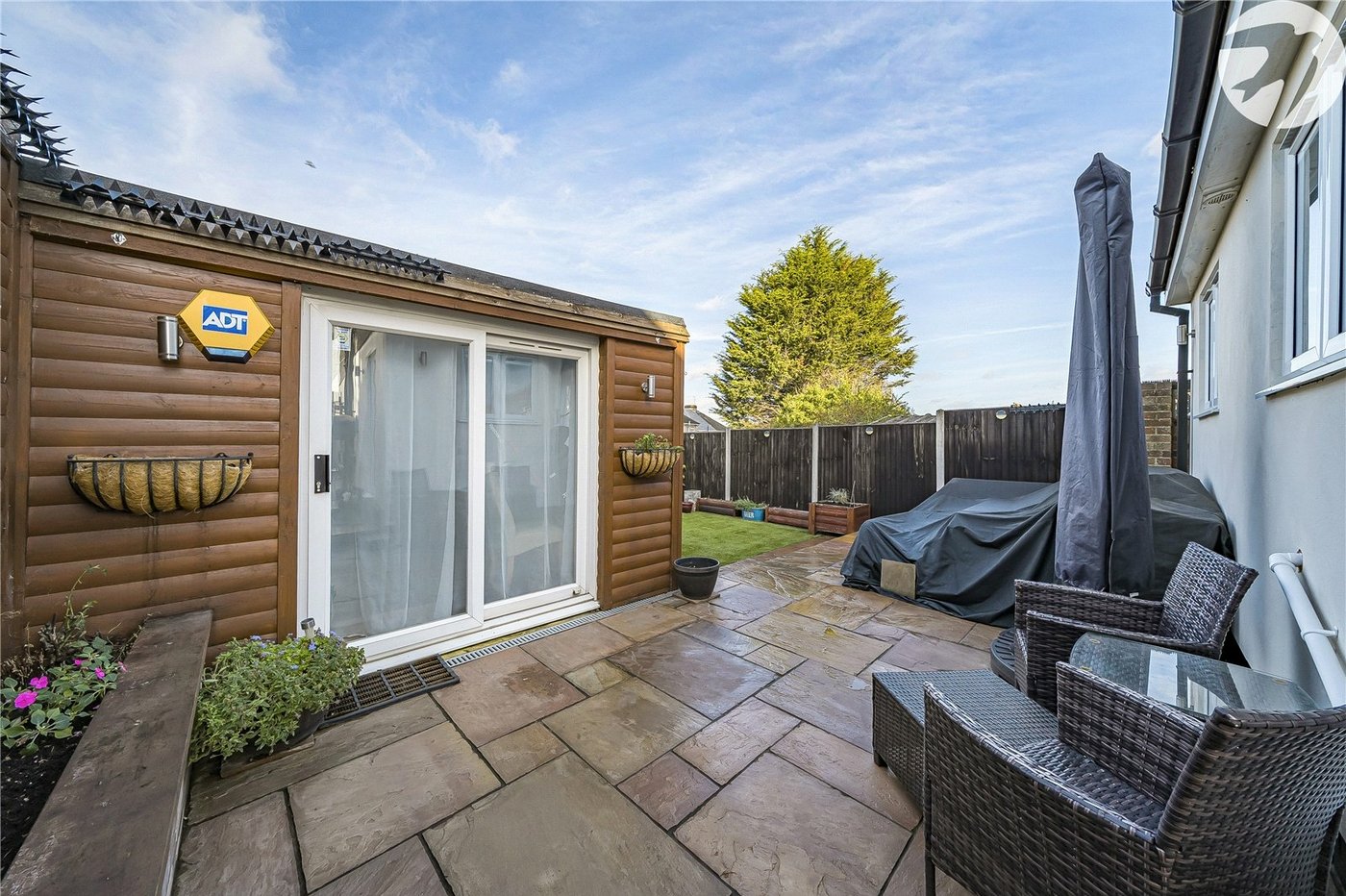3 bedroom house for sale in West Dartford | Robinson Jackson