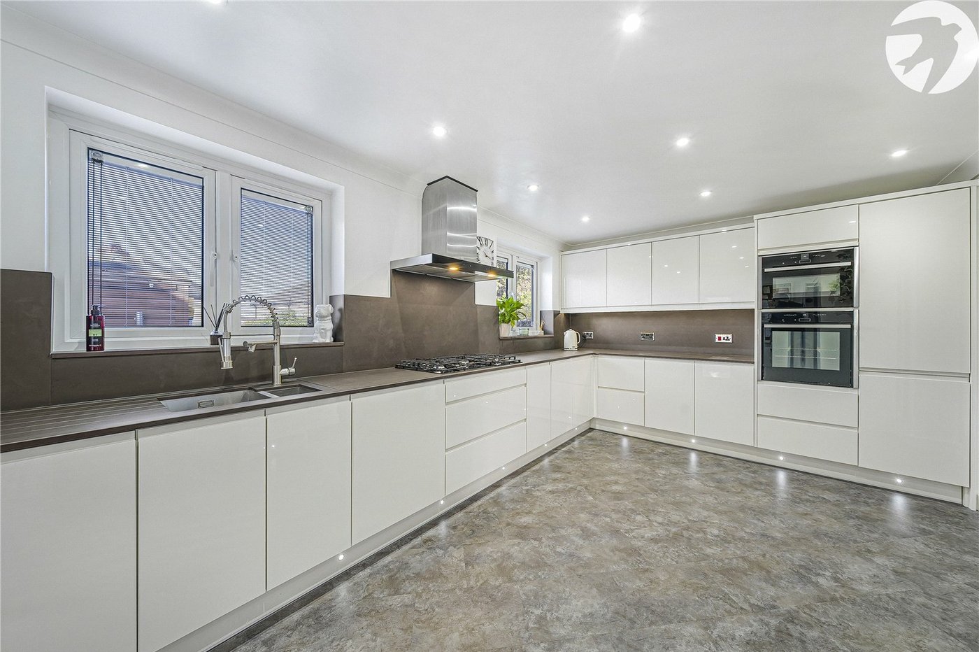 3 bedroom house for sale in West Dartford | Robinson Jackson