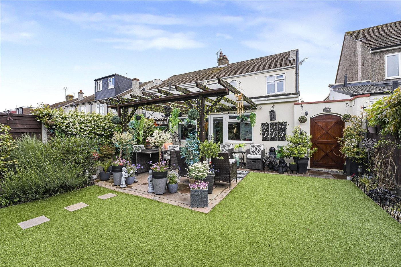 3 bedroom house for sale in West Dartford | Robinson Jackson