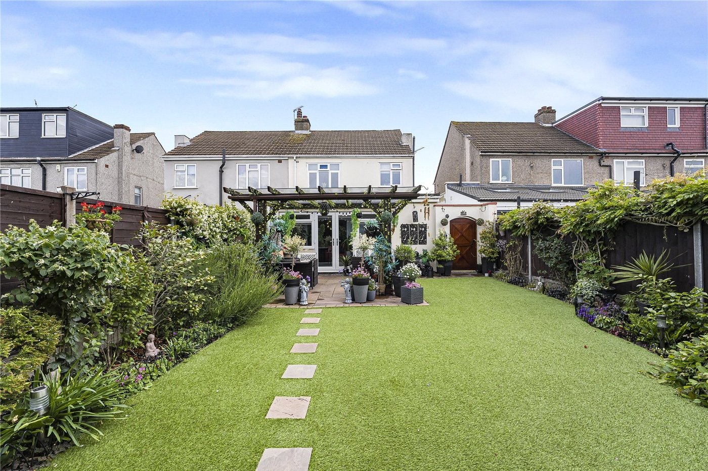 3 bedroom house for sale in West Dartford | Robinson Jackson