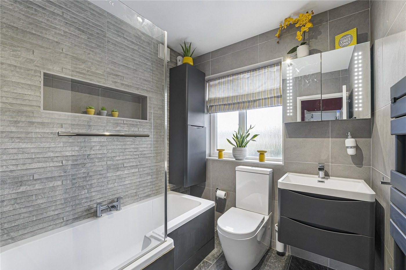 3 bedroom house for sale in West Dartford | Robinson Jackson