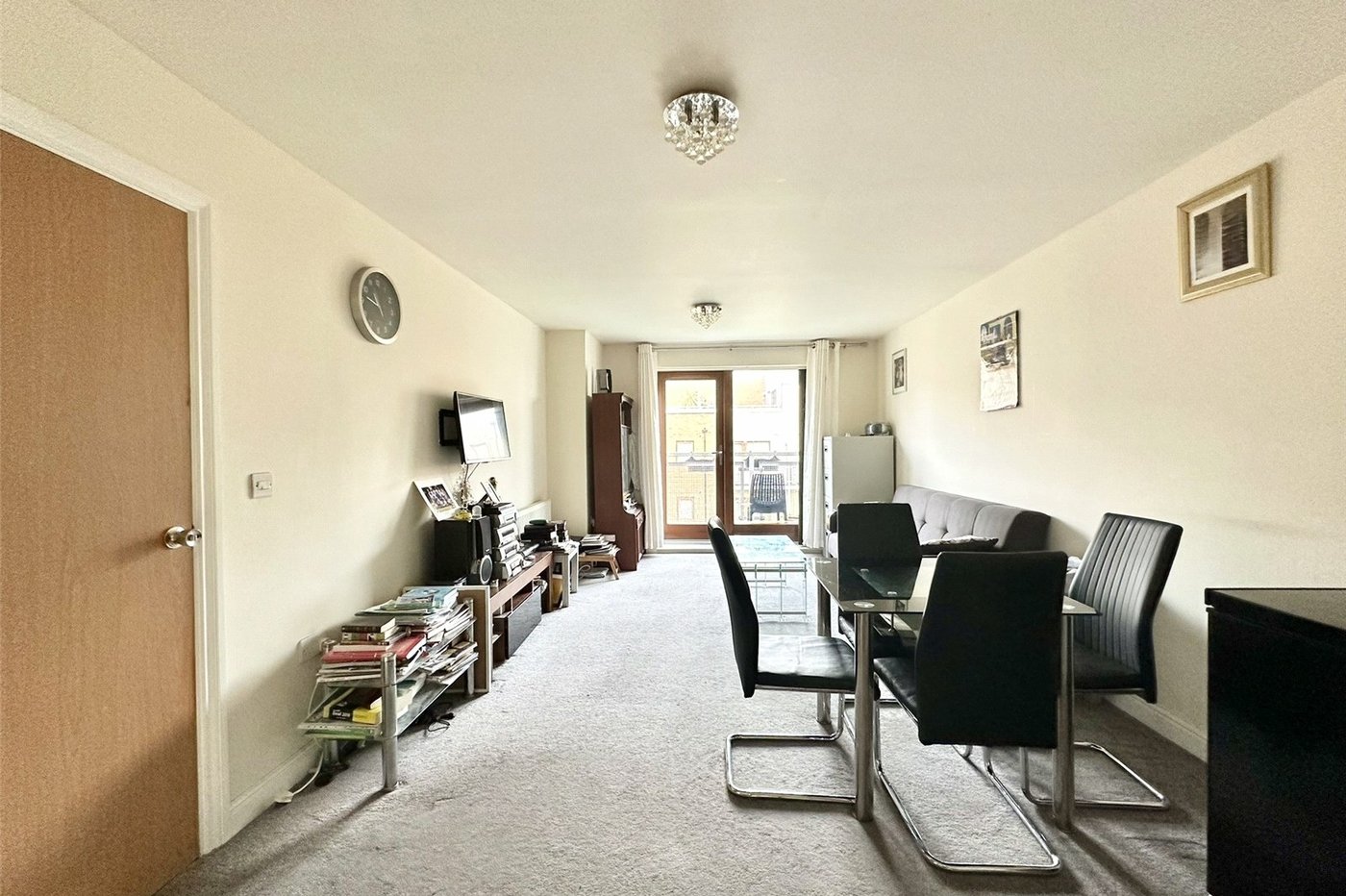 2 bedroom property for sale in Greenhithe | Robinson Jackson
