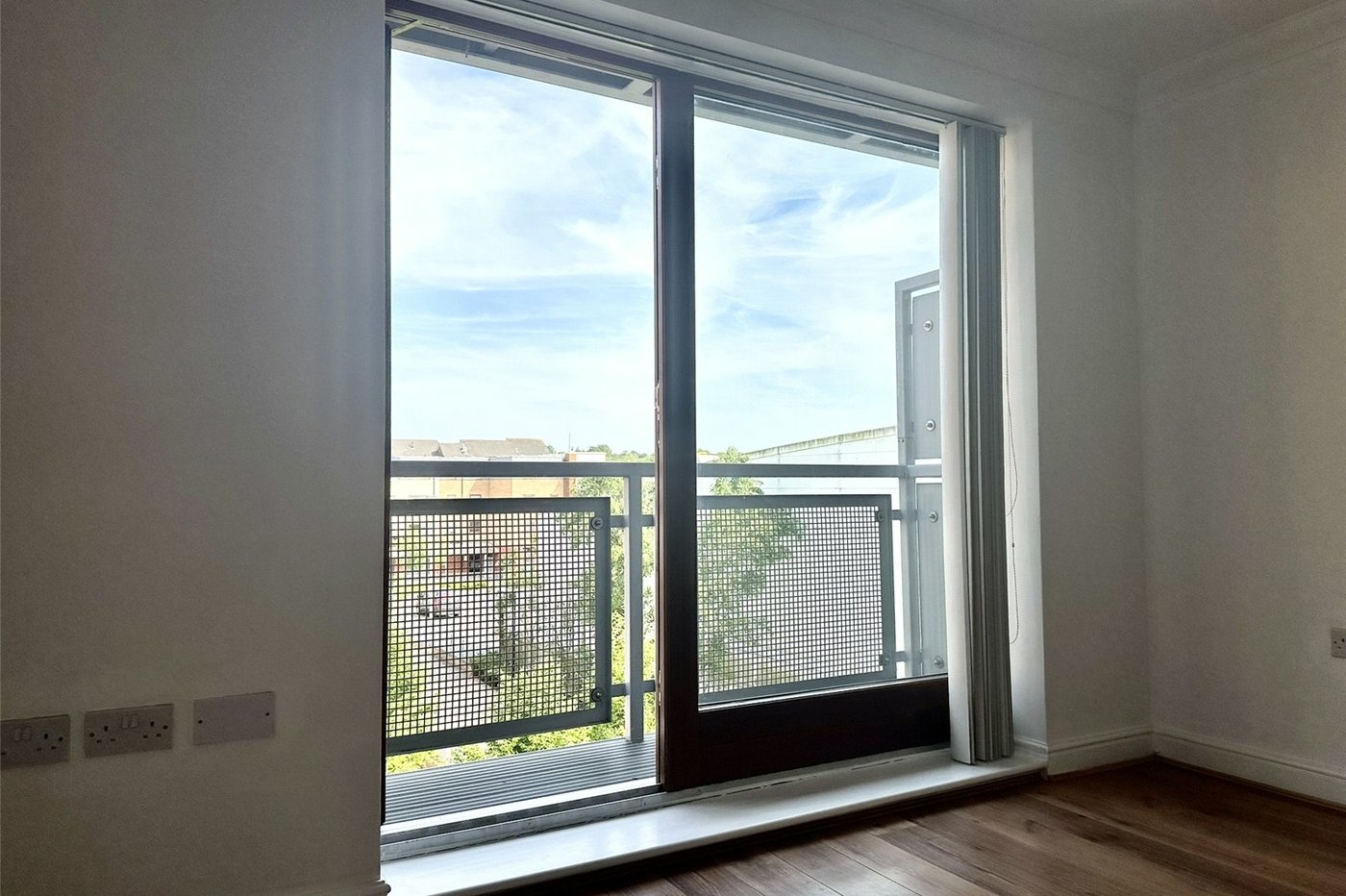 1 bedroom property for sale in Greenhithe | Robinson Jackson