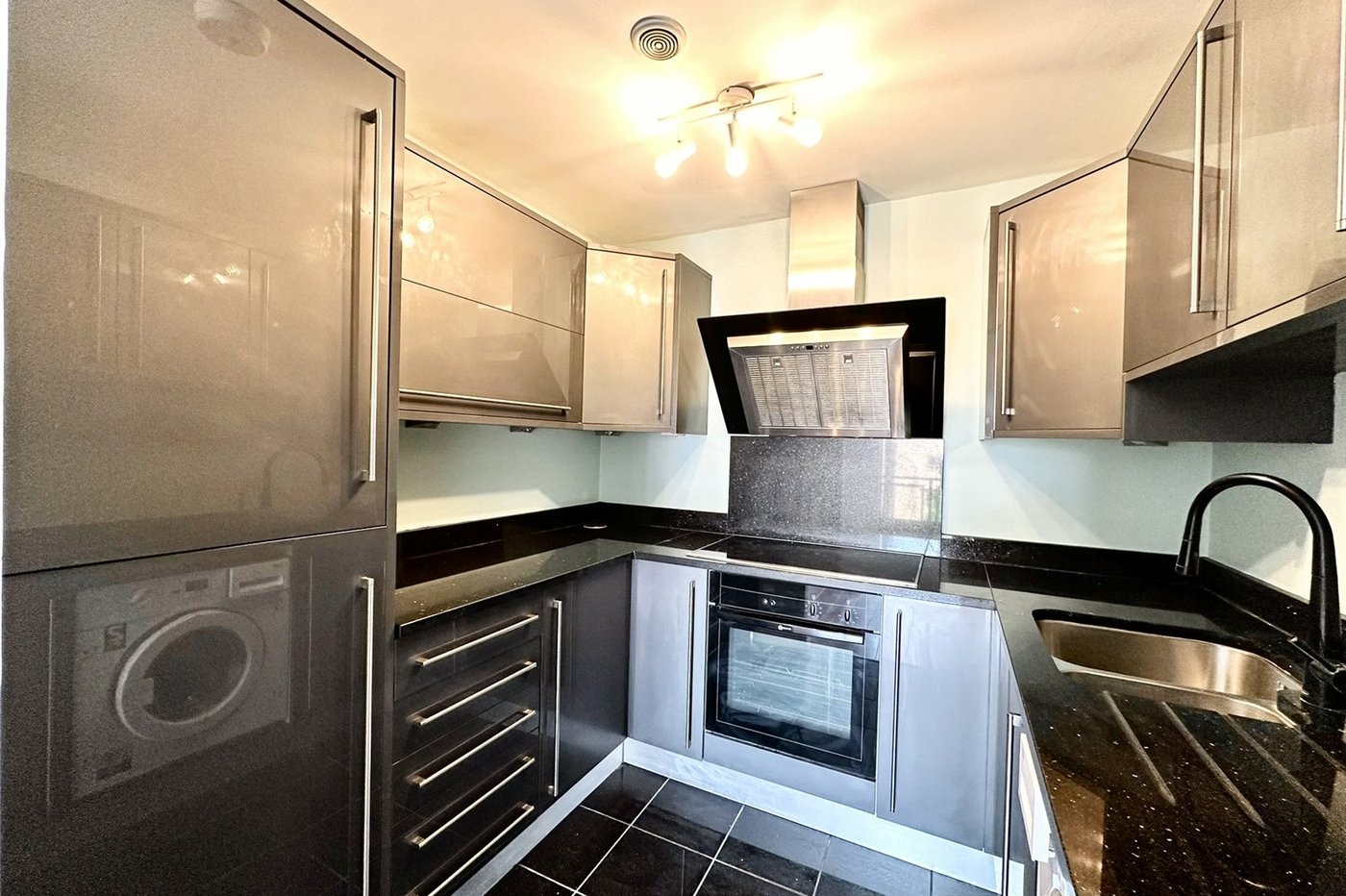 1 bedroom property for sale in Greenhithe | Robinson Jackson