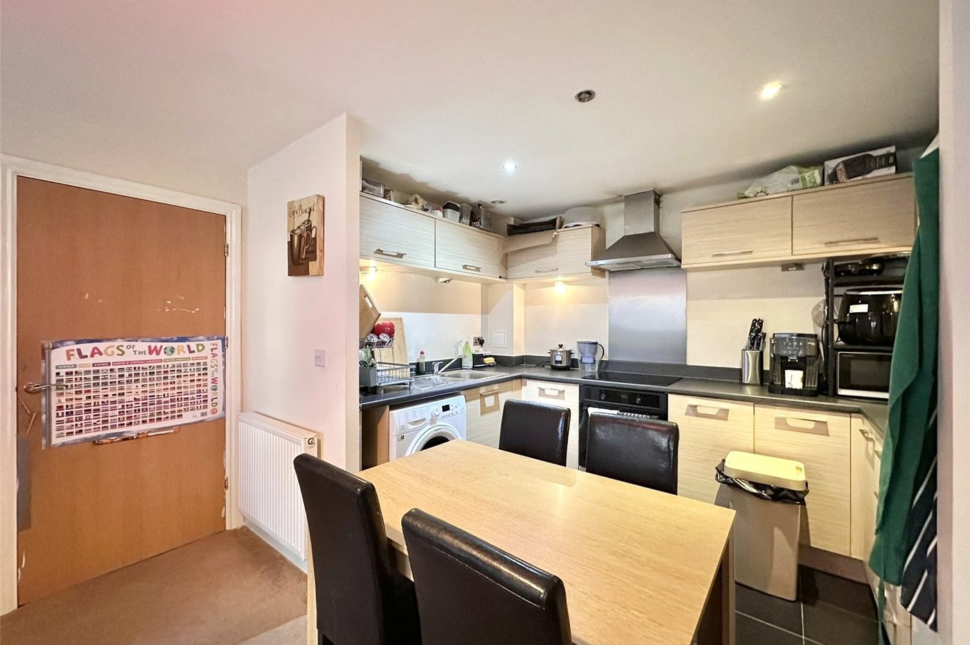 2 bedroom property for sale in Greenhithe | Robinson Jackson