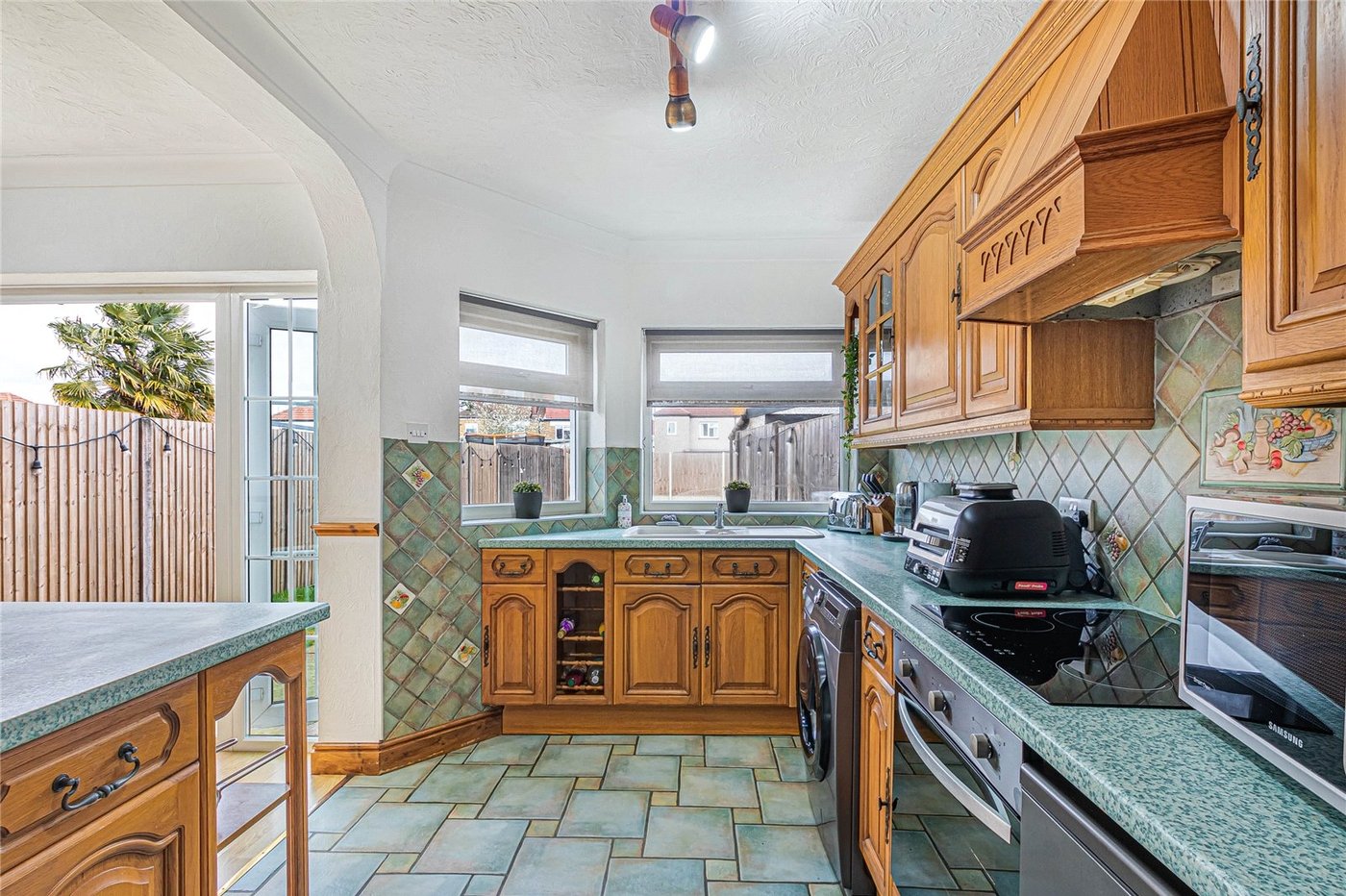 3 bedroom house for sale in Welling | Robinson Jackson