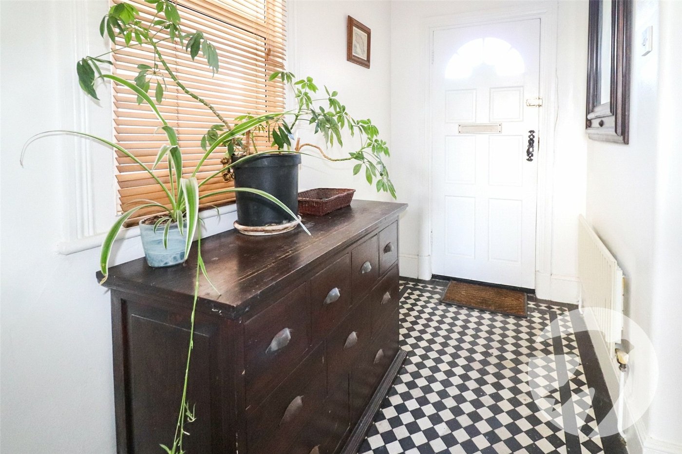 3 bedroom house for sale in Erith | Robinson Jackson