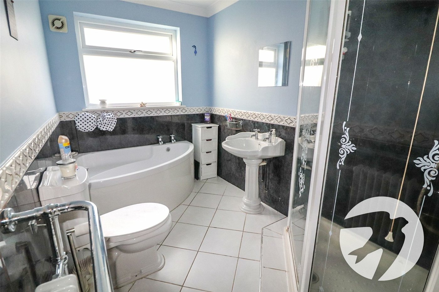 3 bedroom house for sale in Erith | Robinson Jackson