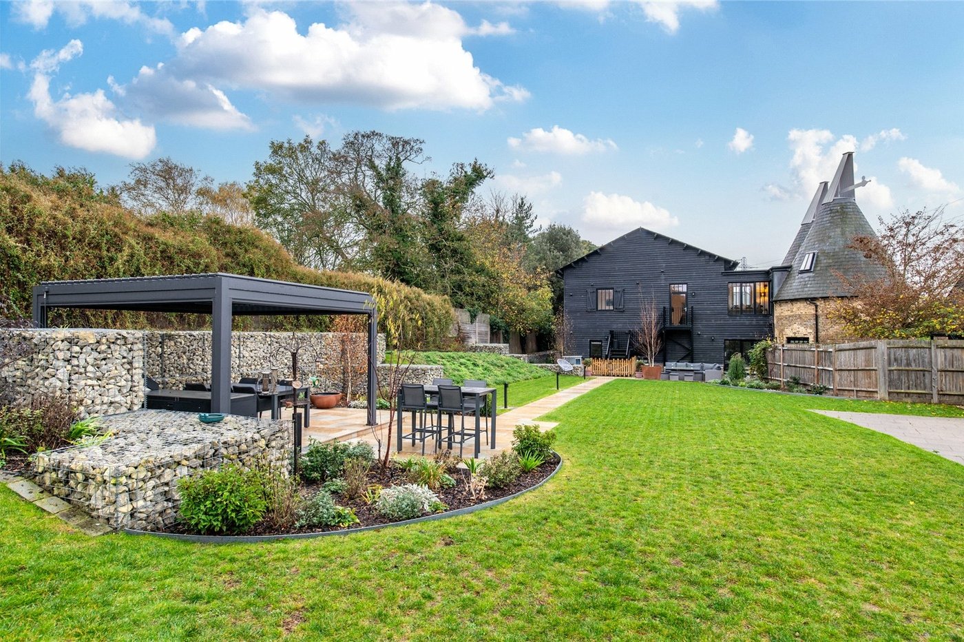 4 bedroom property for sale in Gravesend | Robinson Michael & Jackson