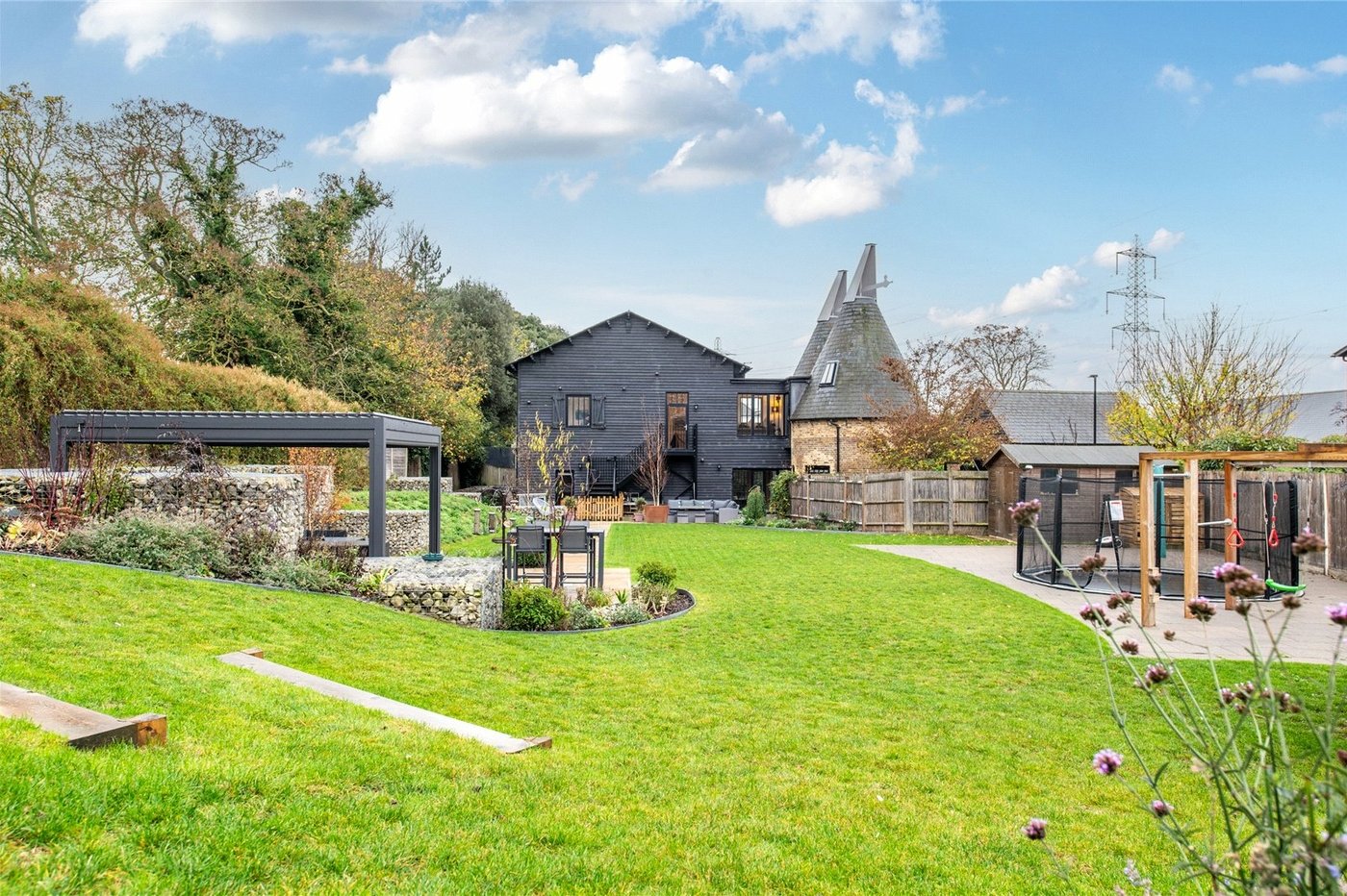 4 bedroom property for sale in Gravesend | Robinson Michael & Jackson