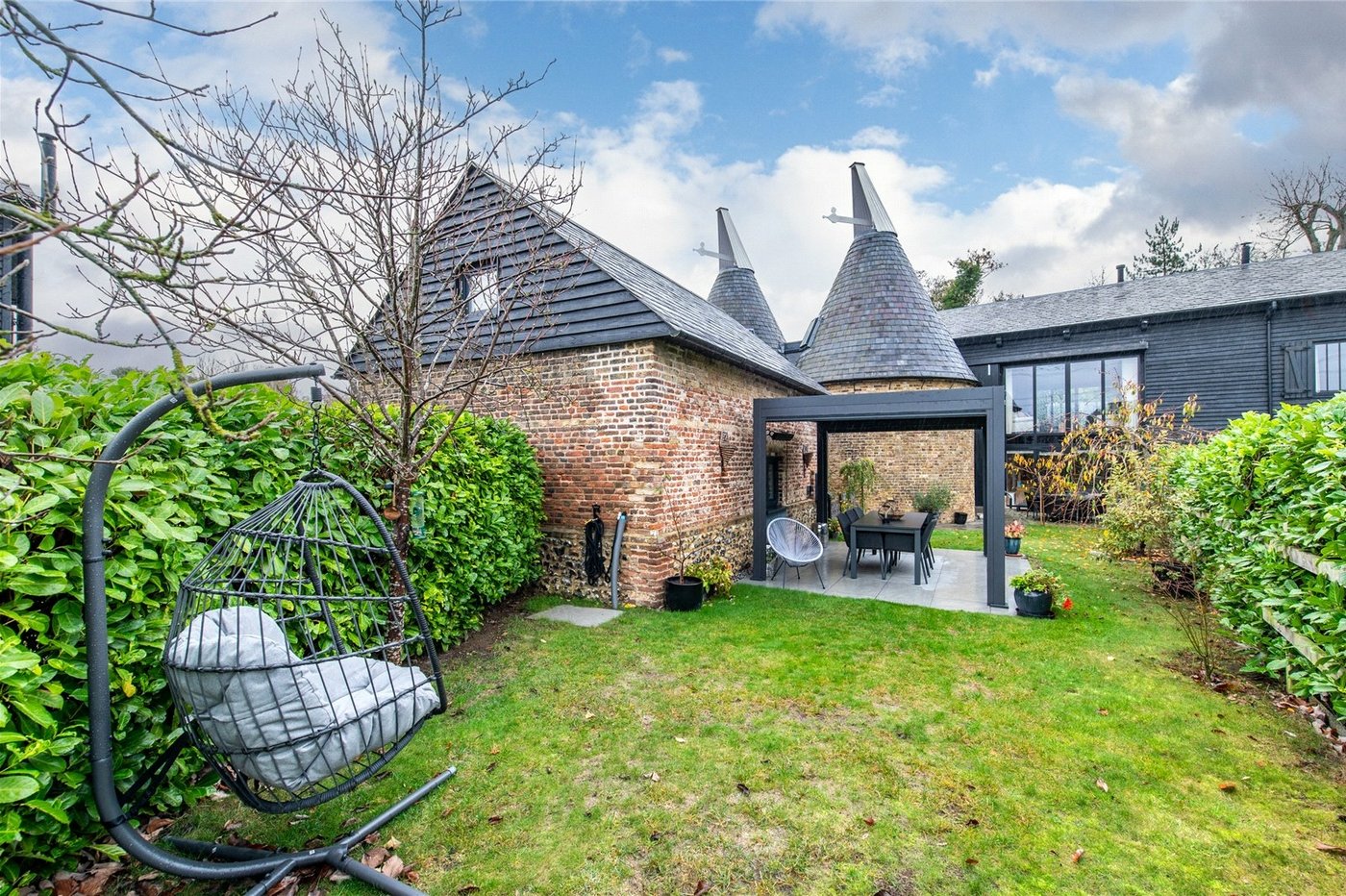 4 bedroom property for sale in Gravesend | Robinson Michael & Jackson