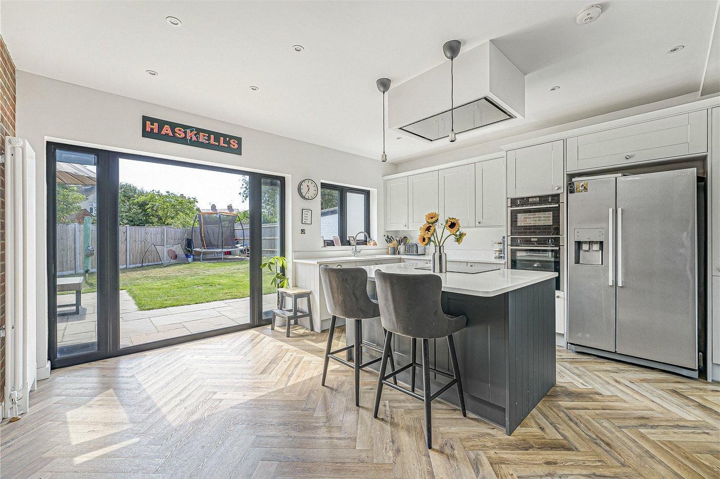 5 bedroom house for sale in South Welling | Robinson Jackson