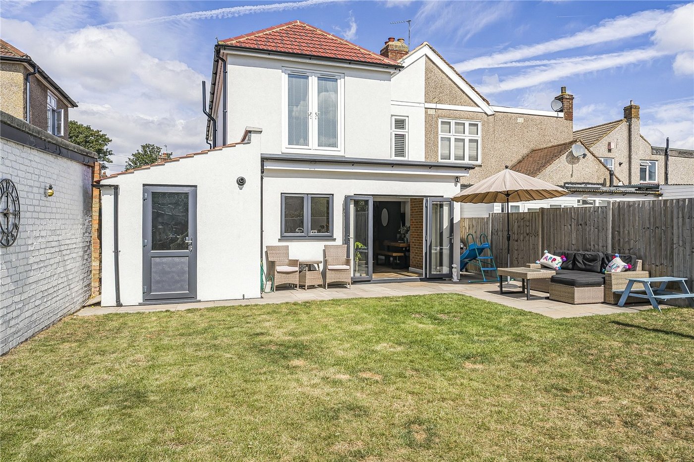 5 bedroom house for sale in South Welling | Robinson Jackson