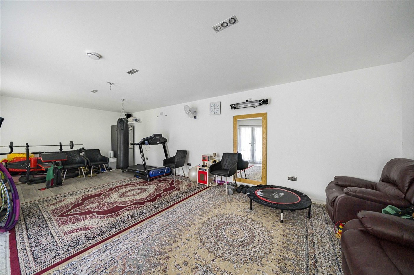 5 bedroom house for sale in South Welling | Robinson Jackson