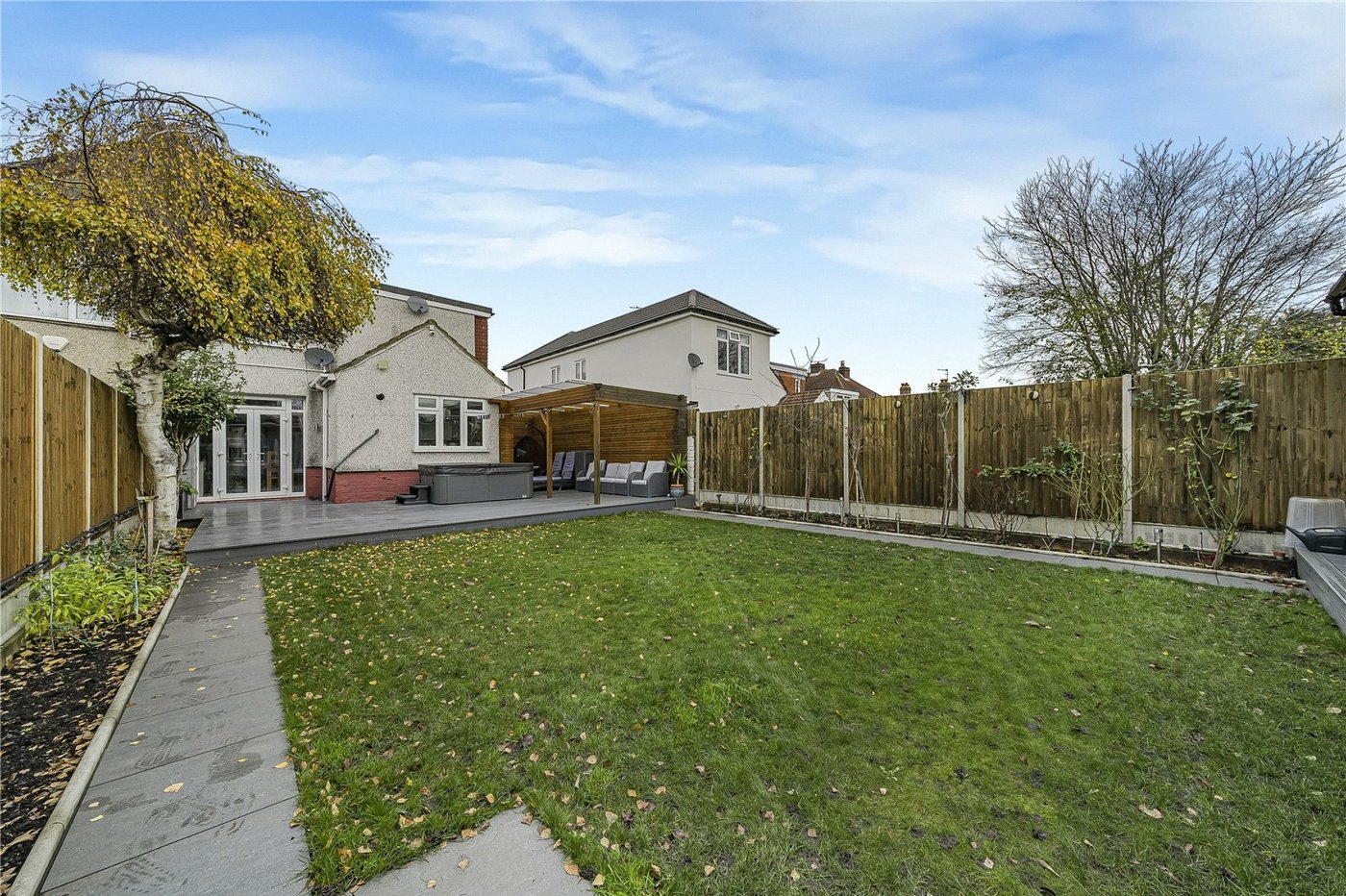 5 bedroom house for sale in South Welling | Robinson Jackson