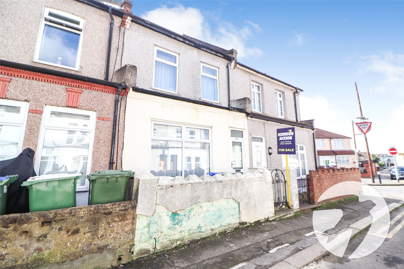 3 bedroom house for sale in Erith | Robinson Jackson