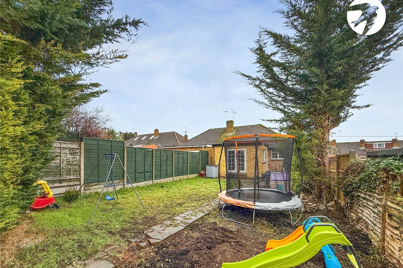 3 bedroom bungalow for sale in Hextable | Robinson Jackson