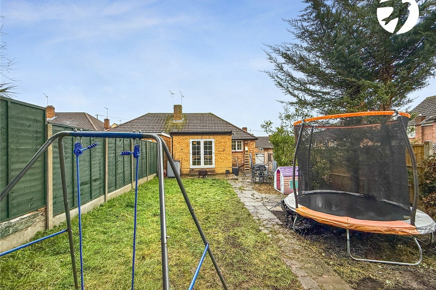 3 bedroom bungalow for sale in Hextable | Robinson Jackson