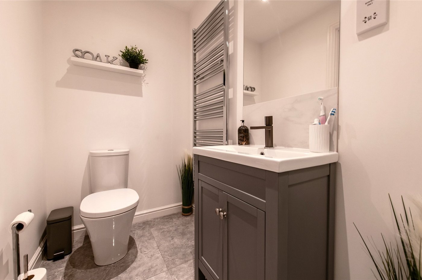 3 bedroom house for sale in Rochester | Robinson Michael & Jackson