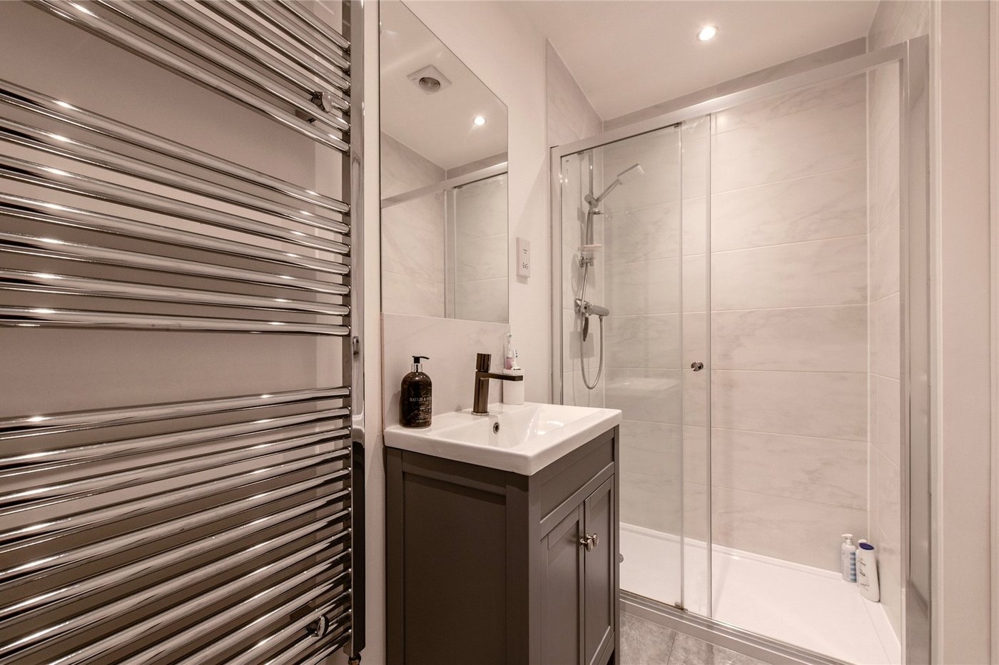 3 bedroom house for sale in Rochester | Robinson Michael & Jackson