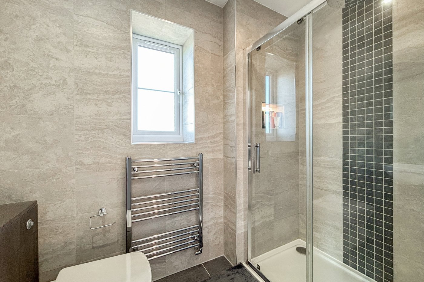 4 bedroom house for sale in Rainham | Robinson Michael & Jackson