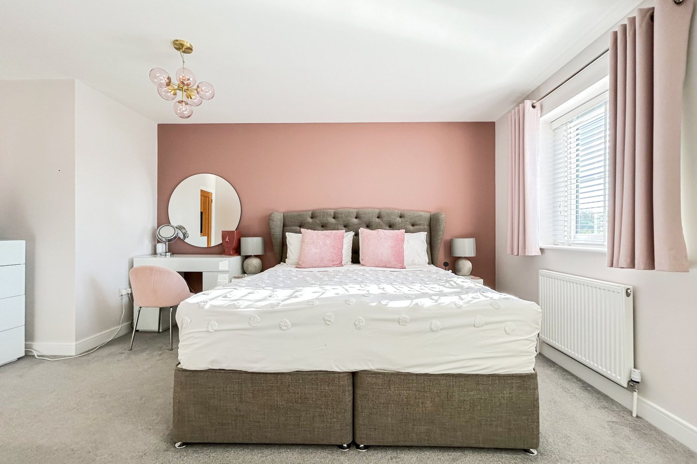 4 bedroom house for sale in Rainham | Robinson Michael & Jackson