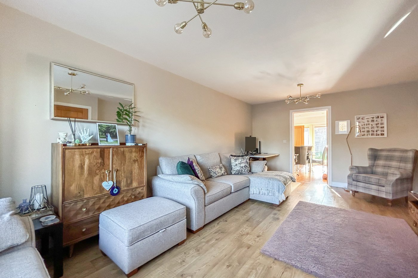 4 bedroom house for sale in Rainham | Robinson Michael & Jackson