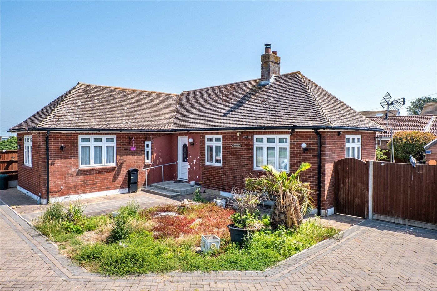 2 bedroom bungalow for sale in Leysdown-on-Sea | Robinson Michael & Jackson