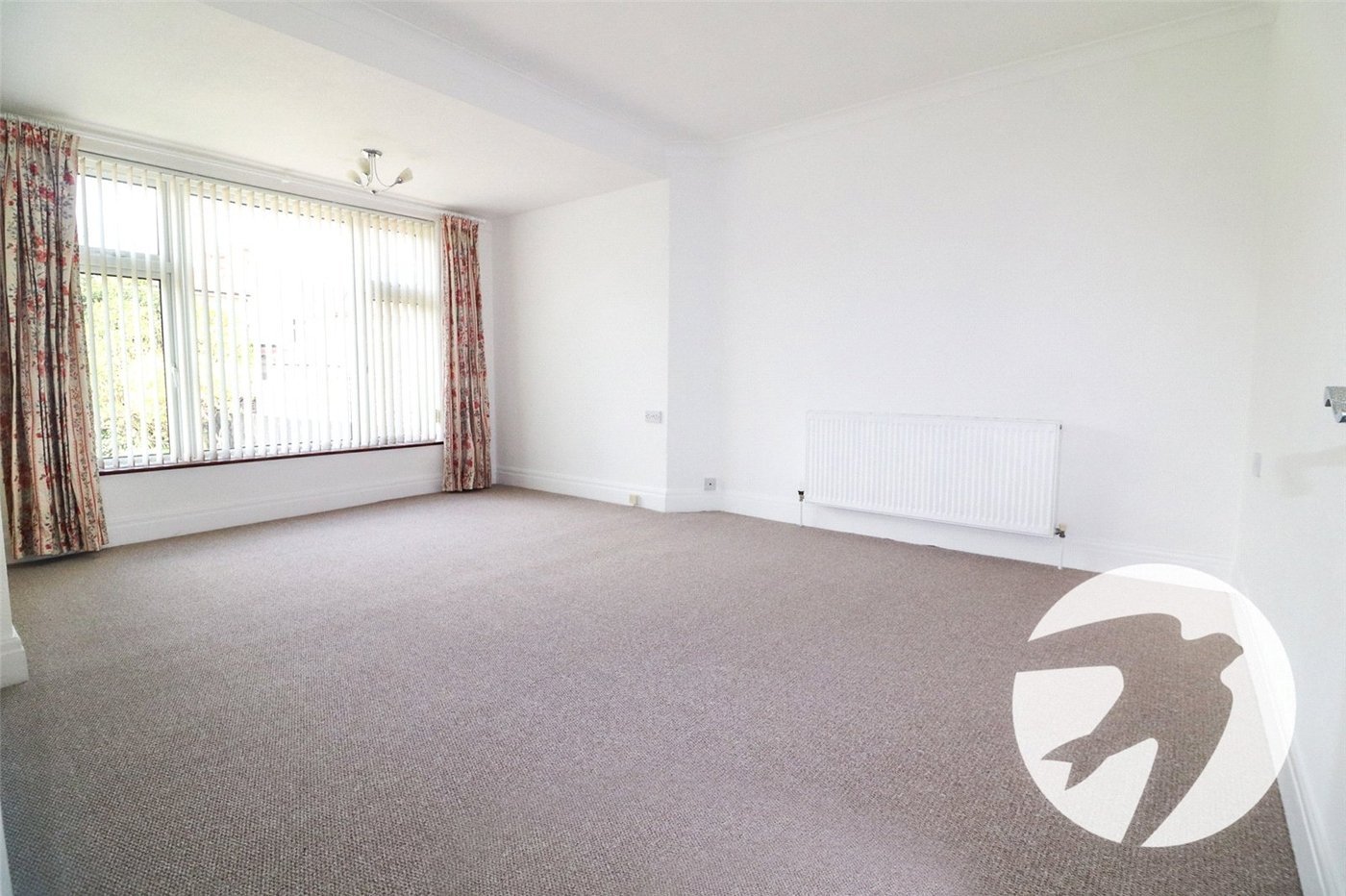 2 bedroom bungalow for sale in Erith | Robinson Jackson