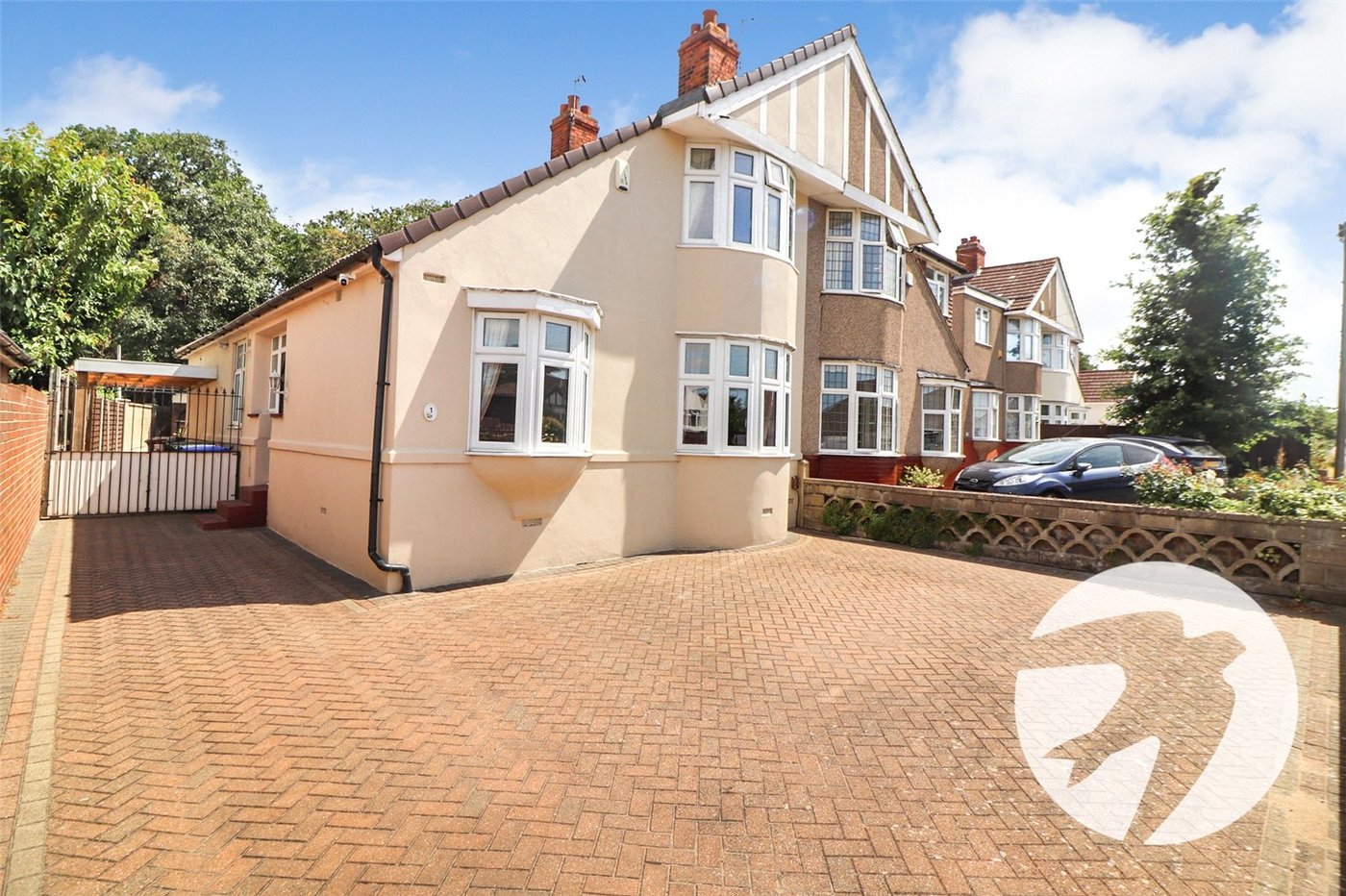 3 bedroom house for sale in Erith | Robinson Jackson
