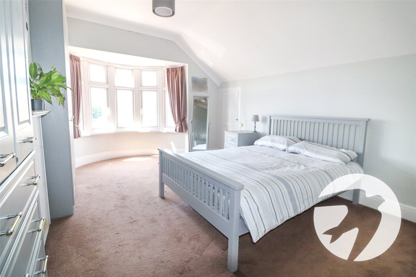 3 bedroom house for sale in Erith | Robinson Jackson