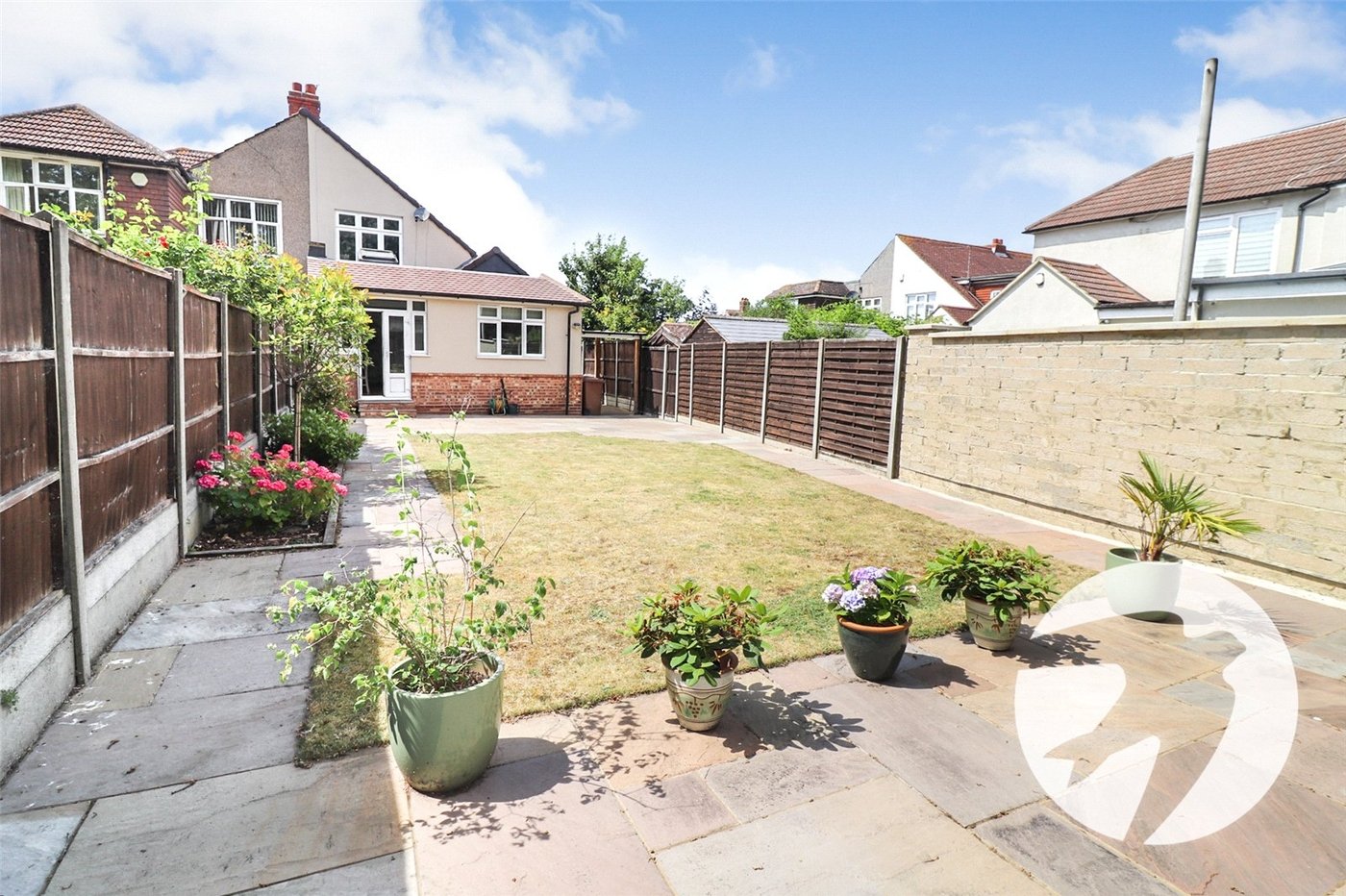 3 bedroom house for sale in Erith | Robinson Jackson