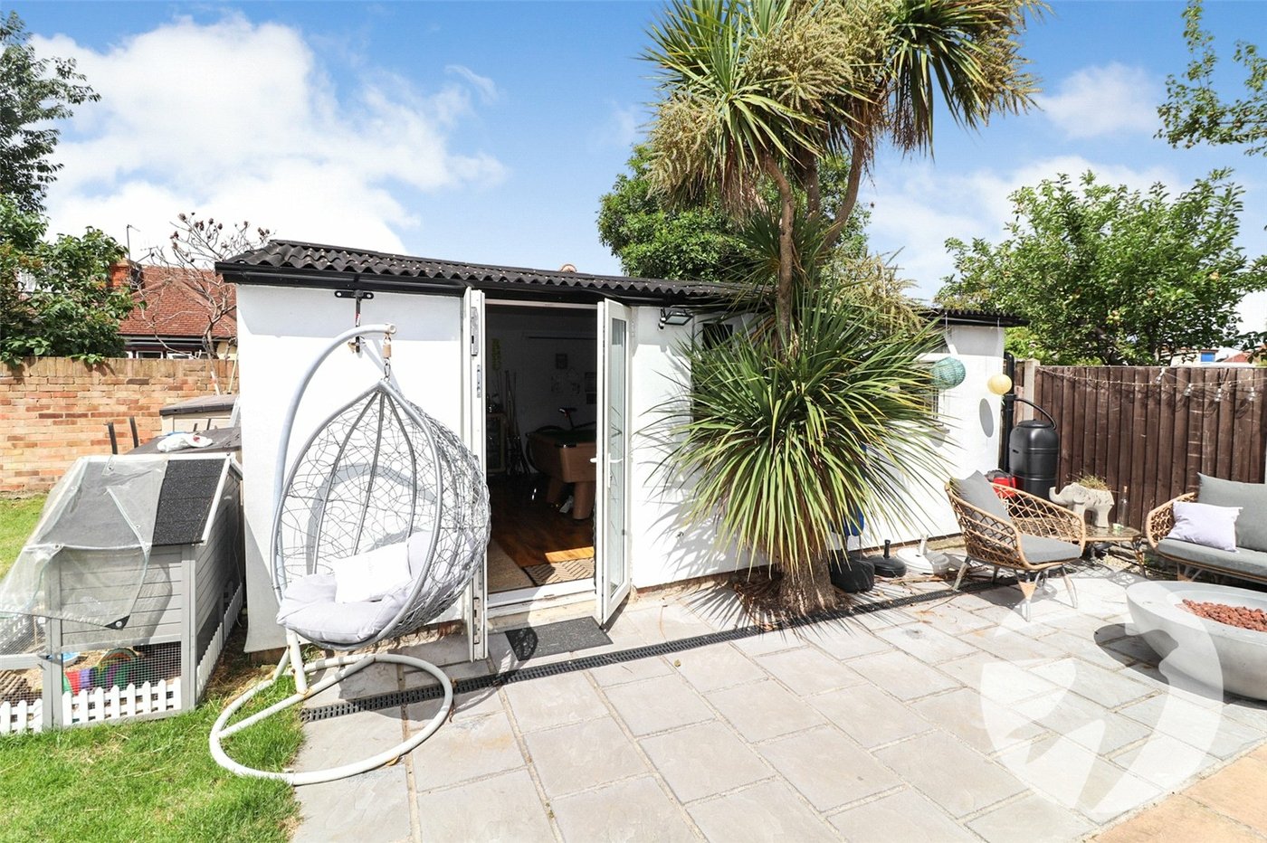 4 bedroom bungalow for sale in Northumberland Heath | Robinson Jackson