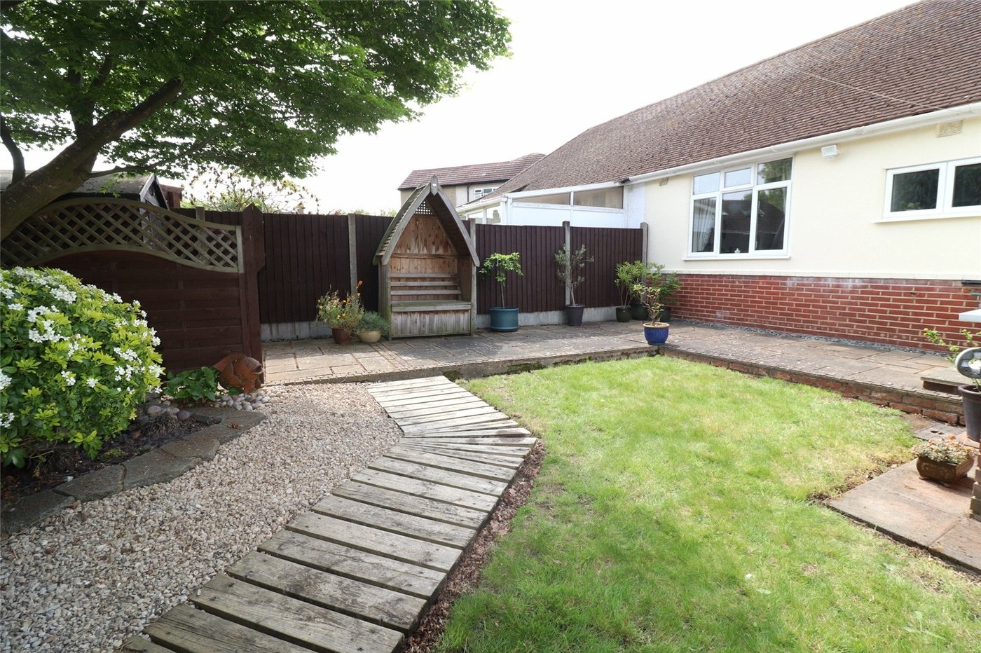 2 bedroom bungalow for sale in Northumberland Heath | Robinson Jackson