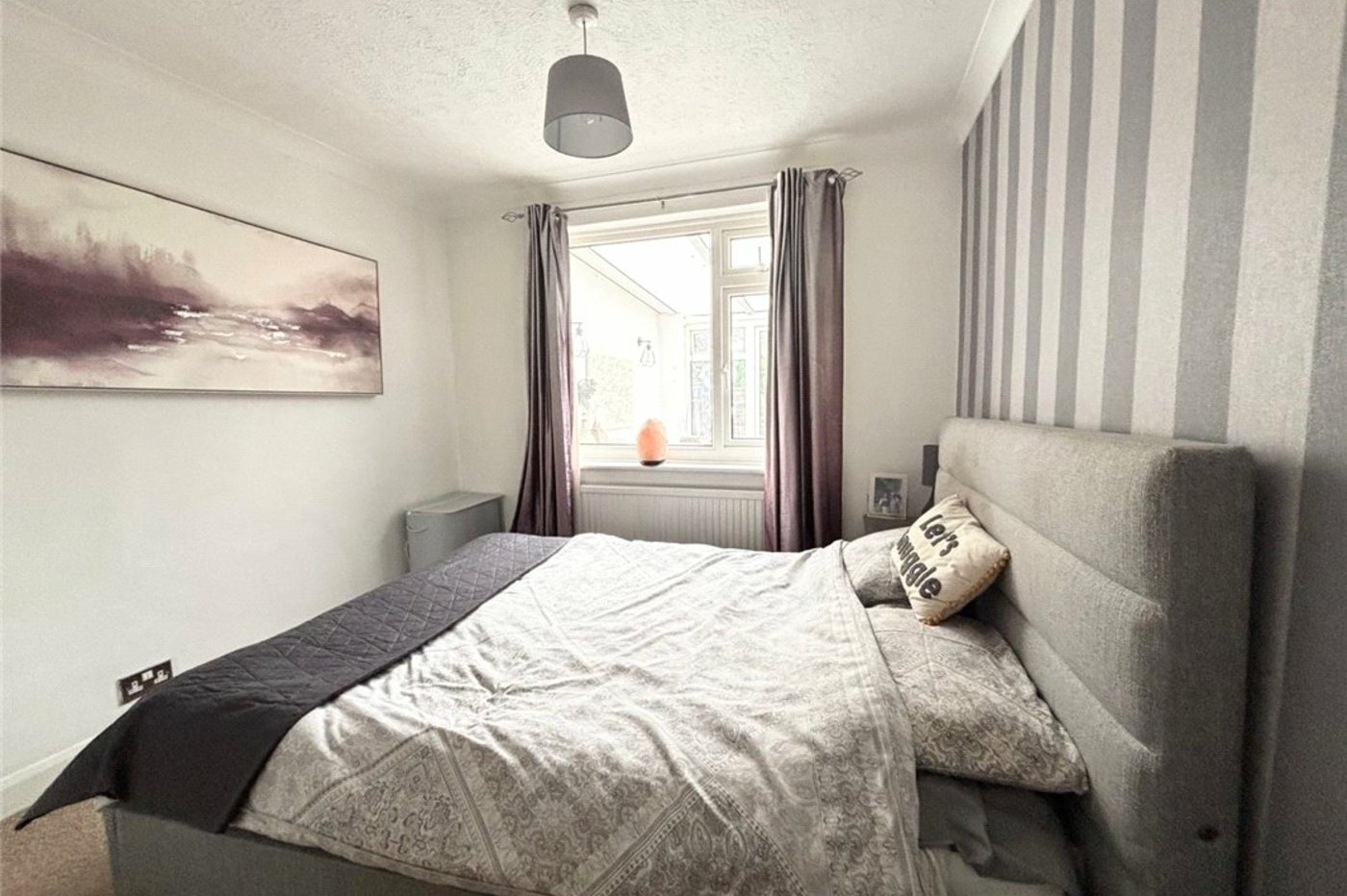 2 bedroom property for sale in Orpington | Robinson Jackson