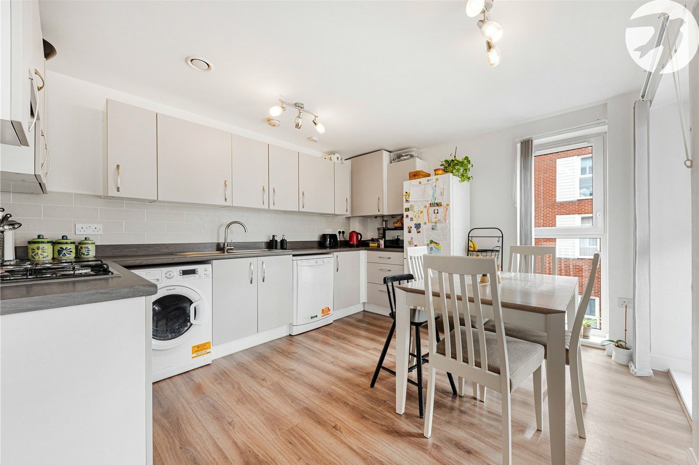 2 bedroom property for sale in Dartford | Robinson Jackson