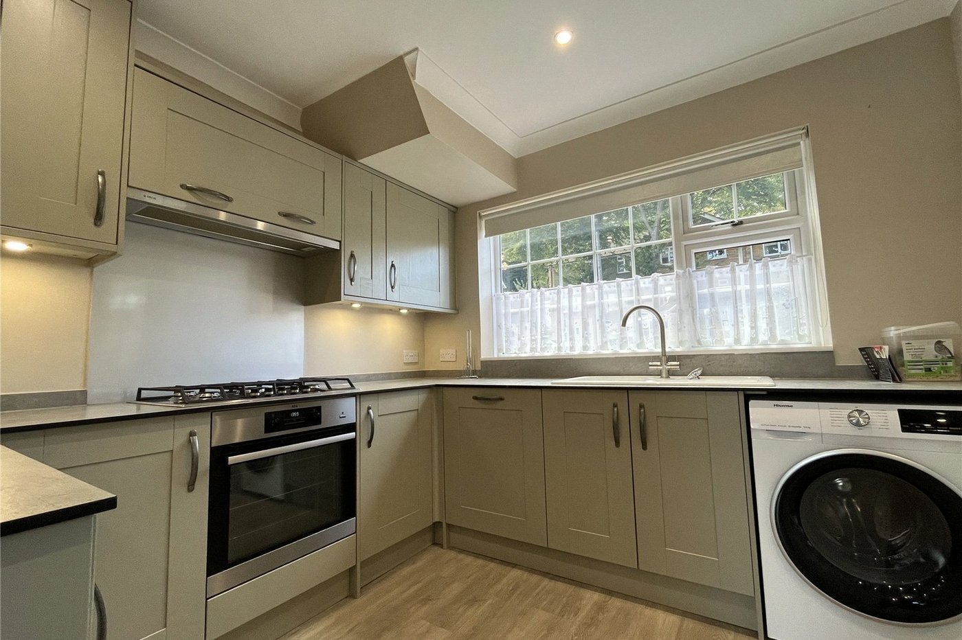 4 bedroom house for sale in Walderslade | Robinson Michael & Jackson