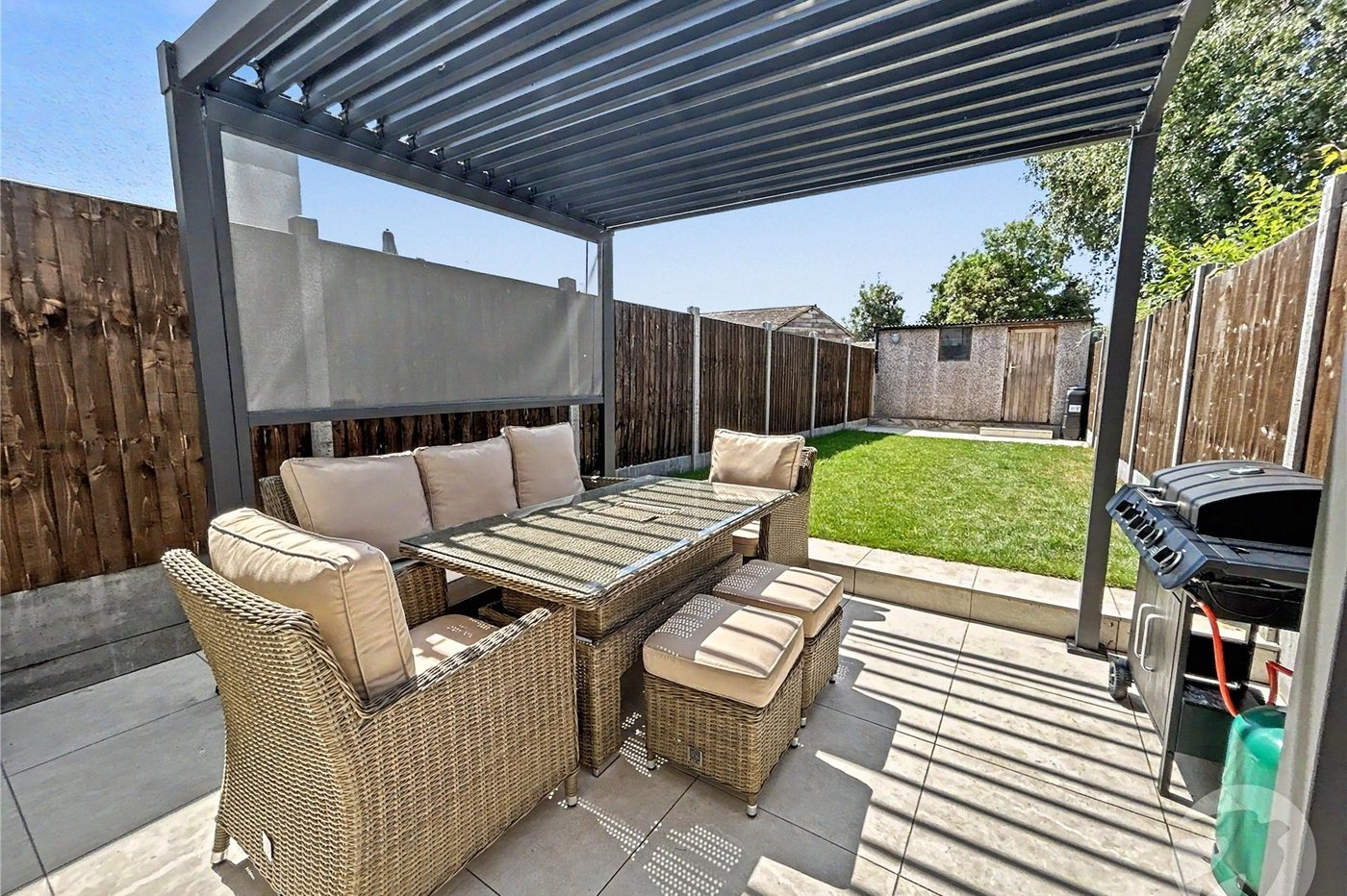 2 bedroom house for sale in Sidcup | Robinson Jackson