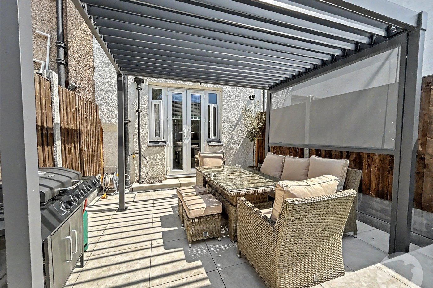 2 bedroom house for sale in Sidcup | Robinson Jackson