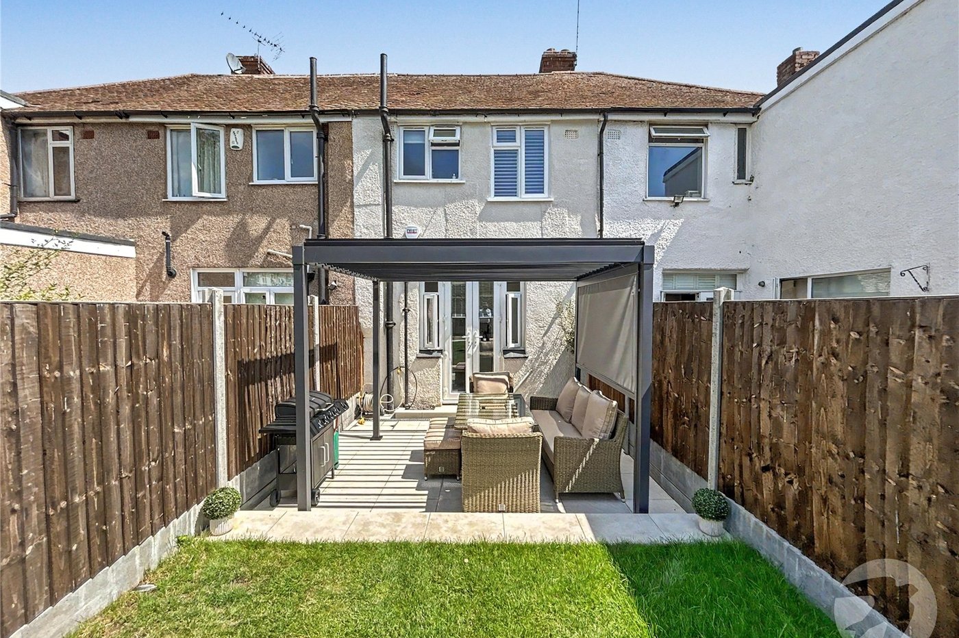 2 bedroom house for sale in Sidcup | Robinson Jackson