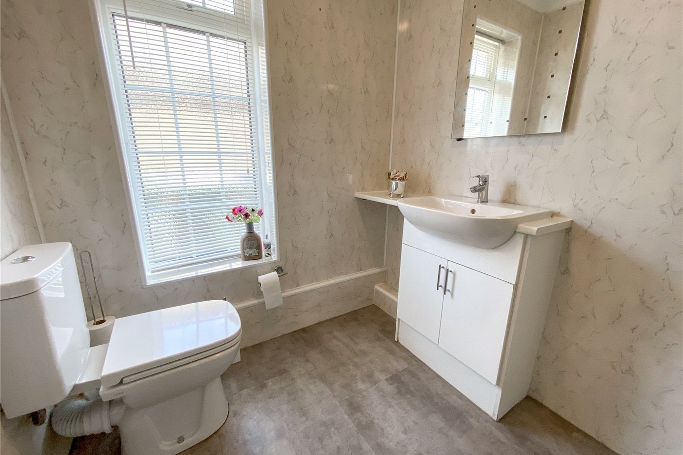 3 bedroom bungalow for sale in Bexley | Robinson Jackson