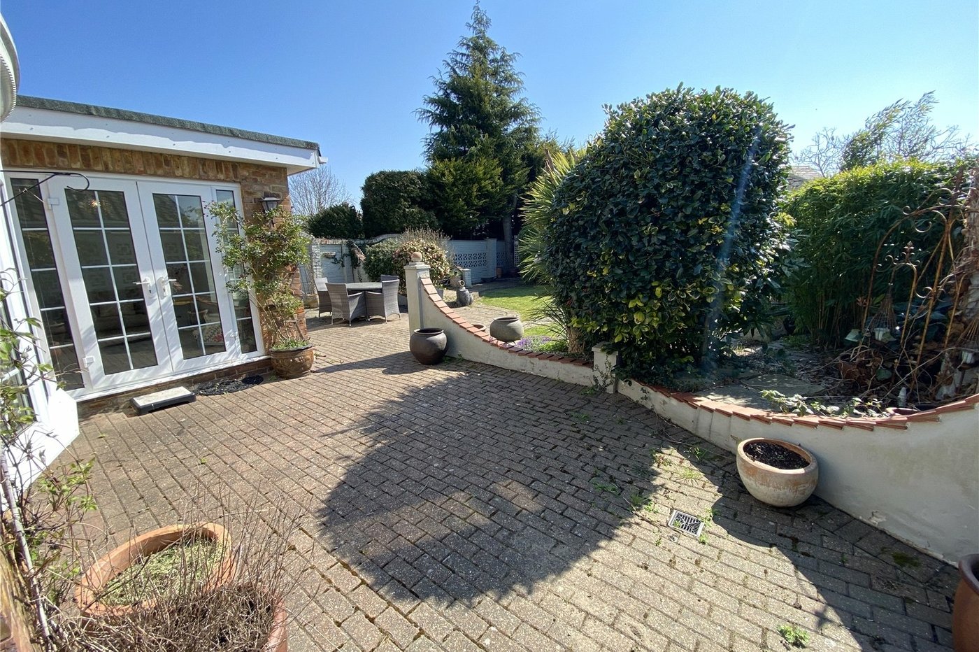 3 bedroom bungalow for sale in Bexley | Robinson Jackson