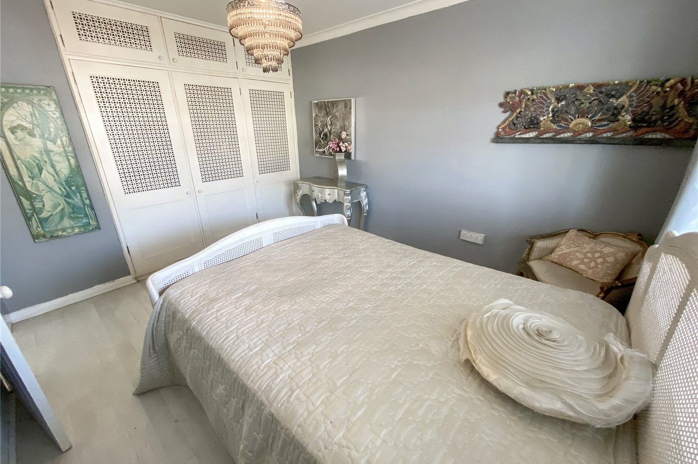 3 bedroom bungalow for sale in Bexley | Robinson Jackson