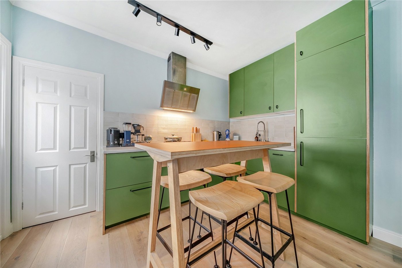 2 bedroom property for sale in  | Robinson Jackson