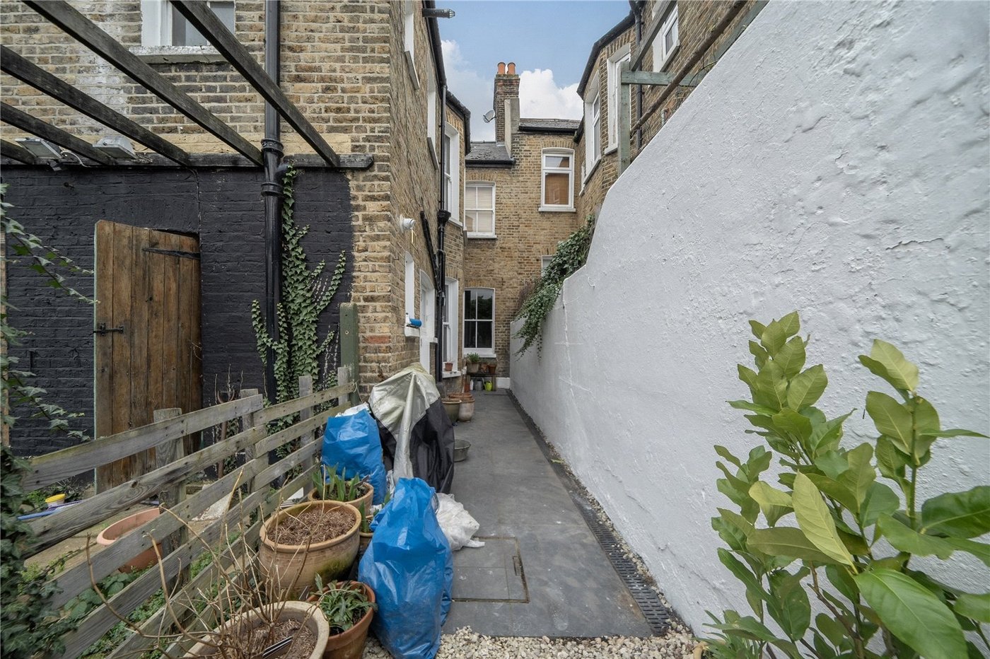 2 bedroom property for sale in Sydenham | Robinson Jackson