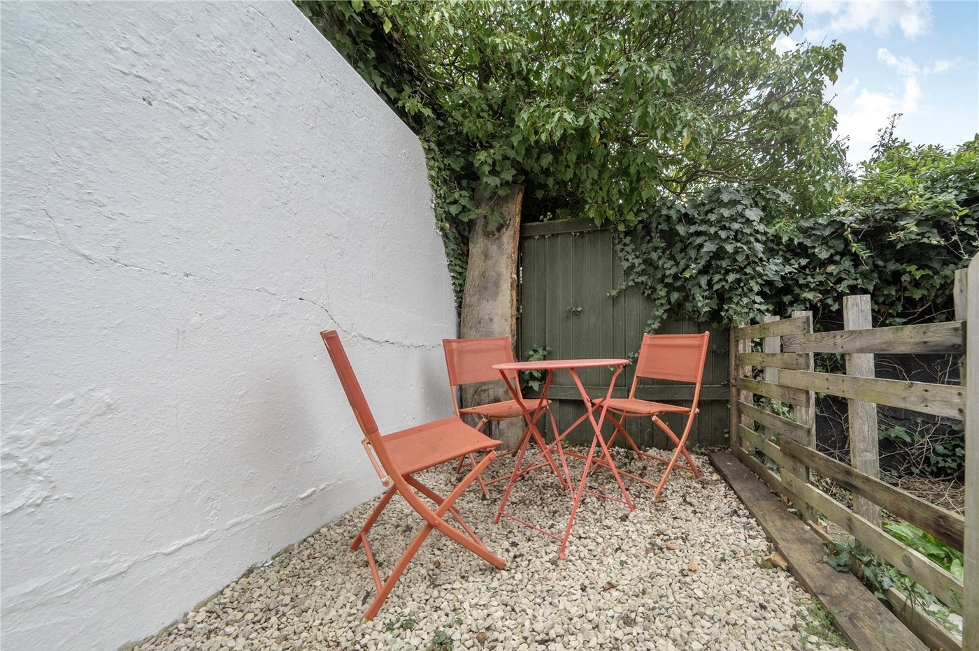 2 bedroom property for sale in Sydenham | Robinson Jackson