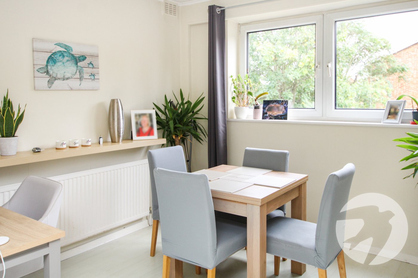 2 bedroom property for sale in London | Robinson Jackson