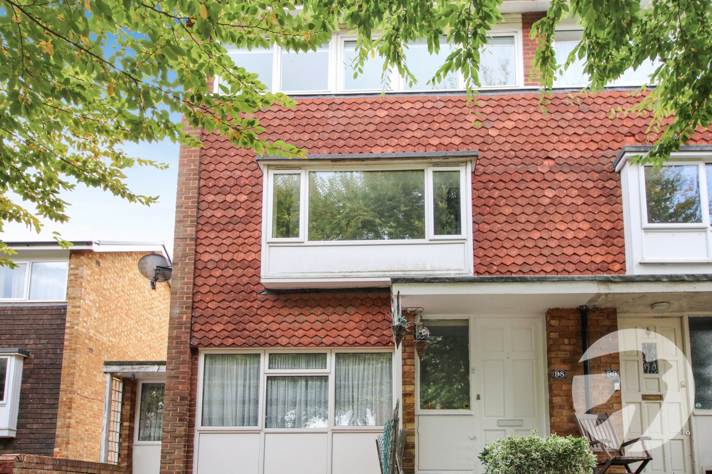 2 bedroom property for sale in London | Robinson Jackson