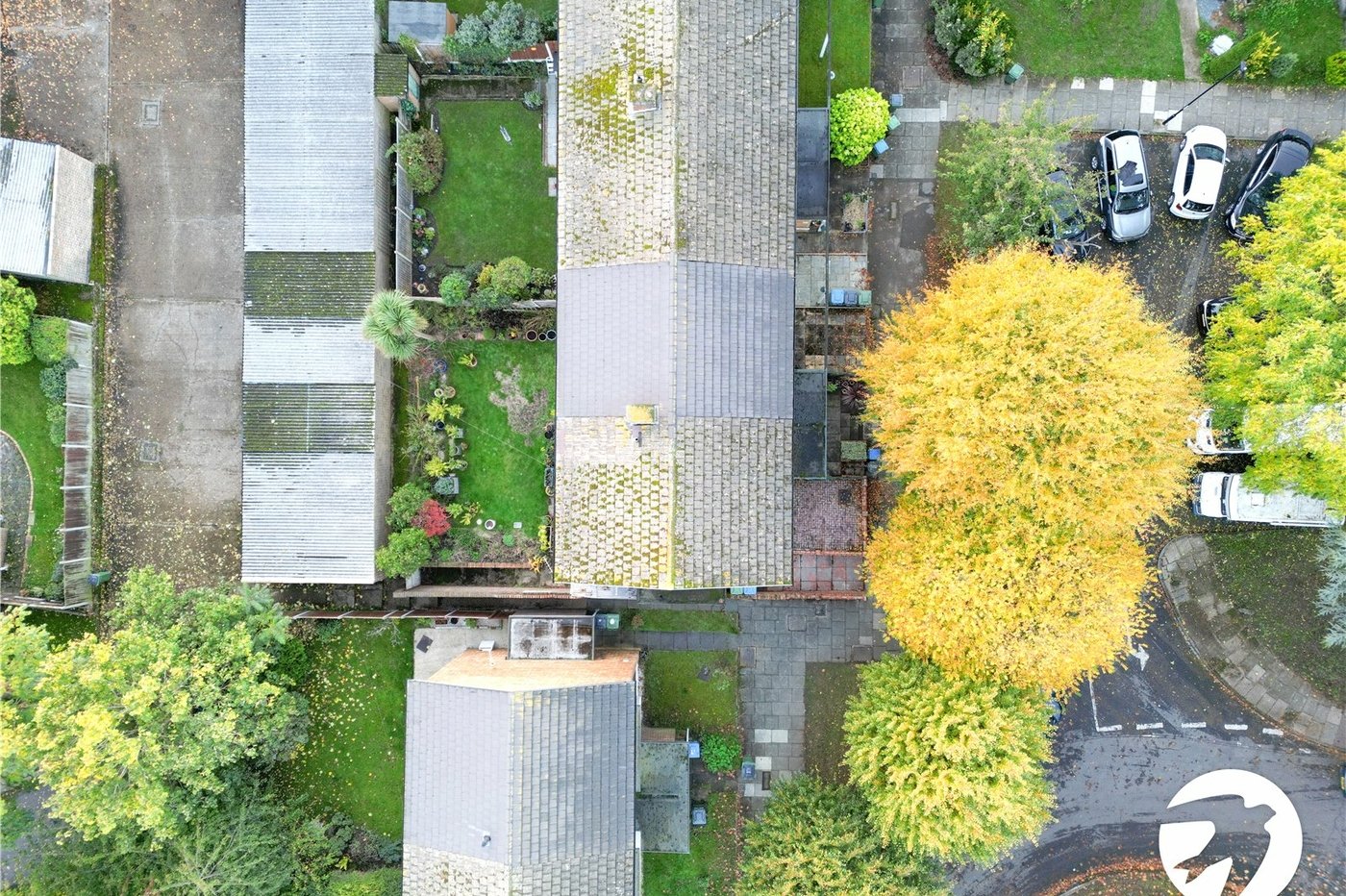 2 bedroom property for sale in London | Robinson Jackson